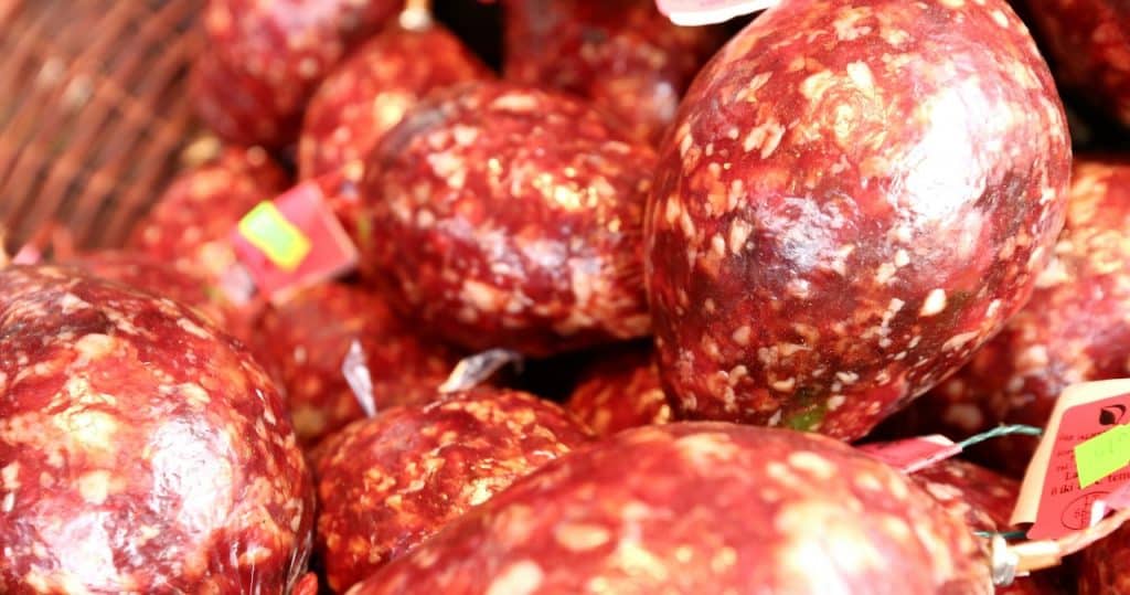 Im Ausland lieben sie diesen Podlasie-Aufschnitt. Polen kaufen es nicht in Metzgereien